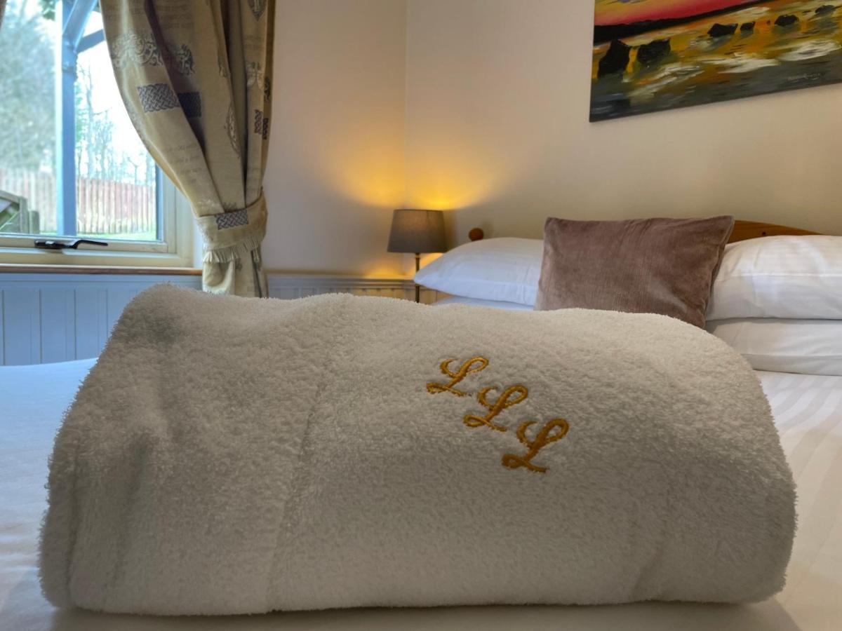Loch Lomond Luxury Lodges Drymen Bagian luar foto