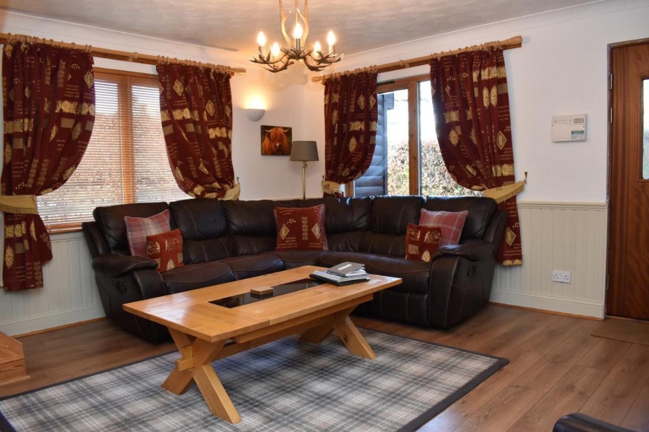 Loch Lomond Luxury Lodges Drymen Bagian luar foto