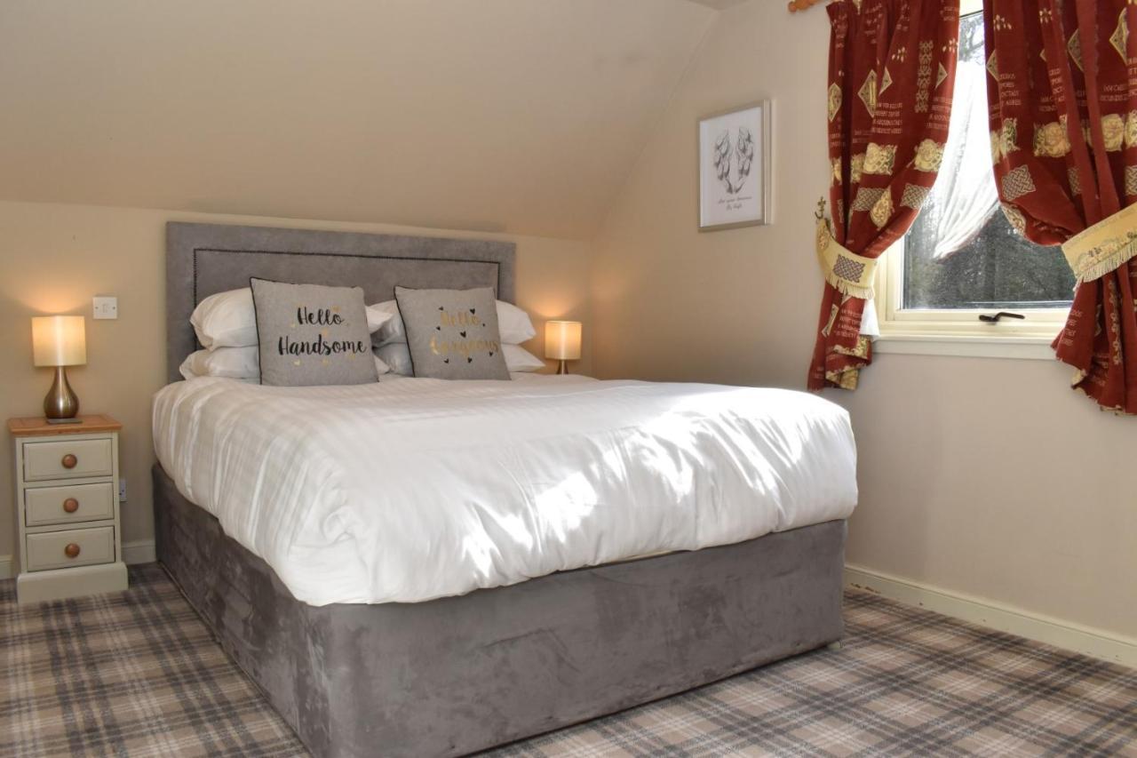 Loch Lomond Luxury Lodges Drymen Bagian luar foto