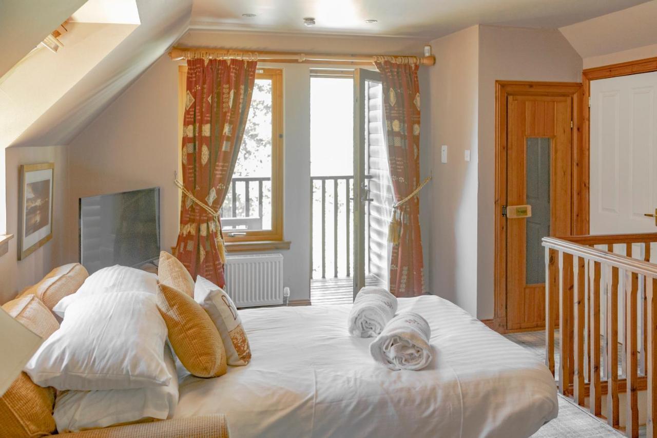 Loch Lomond Luxury Lodges Drymen Bagian luar foto